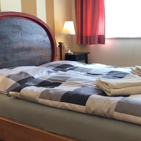 Rheinliebe Bistro Und Pension * Lorch am Rhein