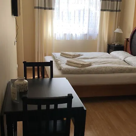 Rheinliebe Bistro Und Pension Guest house